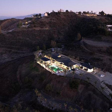 Iron Mansion Private Resort-Event Space 12000 Ft! Temecula Bagian luar foto