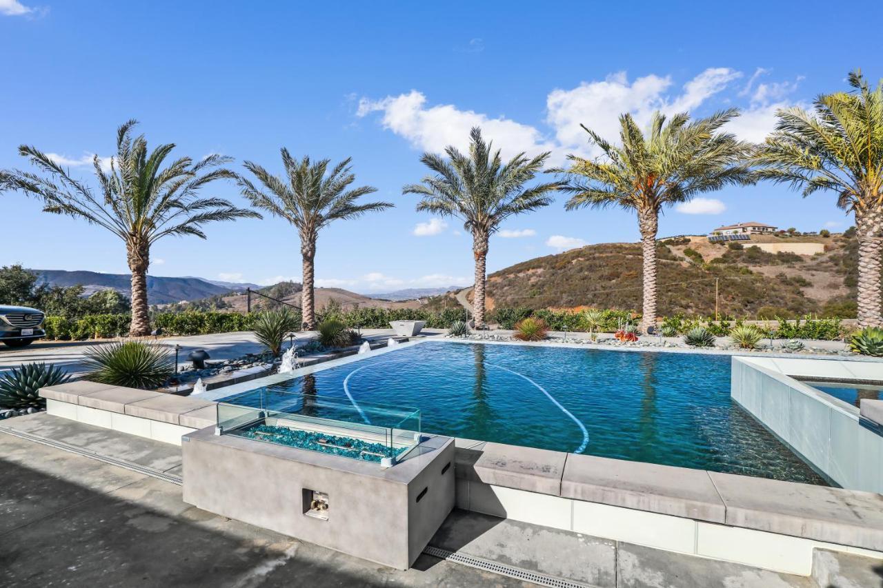 Iron Mansion Private Resort-Event Space 12000 Ft! Temecula Bagian luar foto