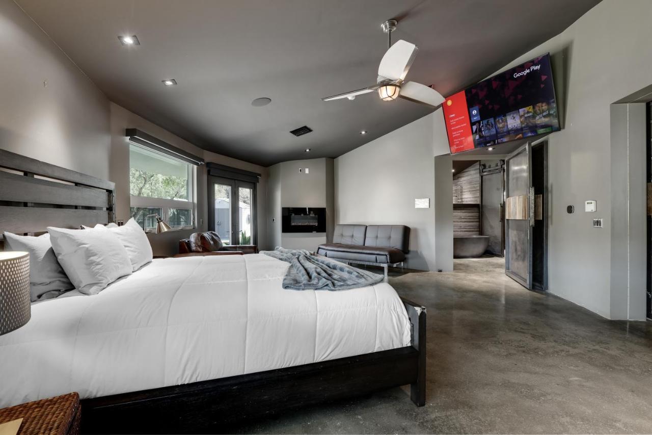 Iron Mansion Private Resort-Event Space 12000 Ft! Temecula Bagian luar foto