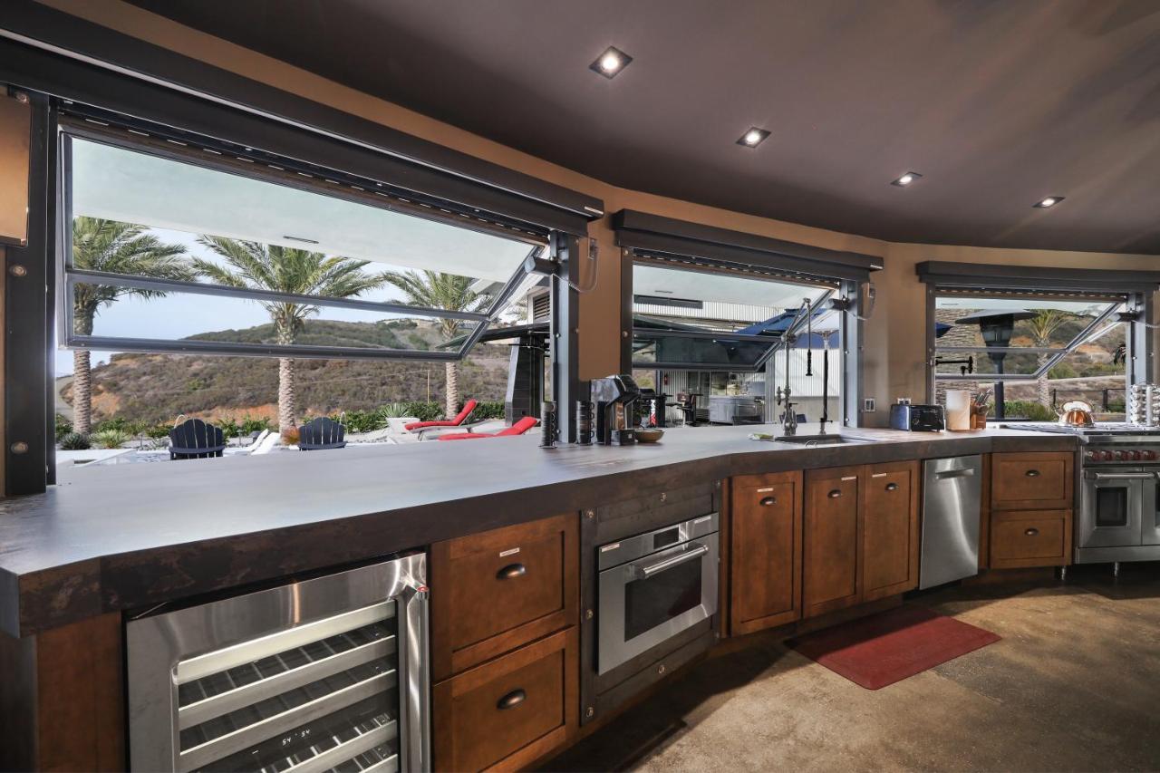 Iron Mansion Private Resort-Event Space 12000 Ft! Temecula Bagian luar foto