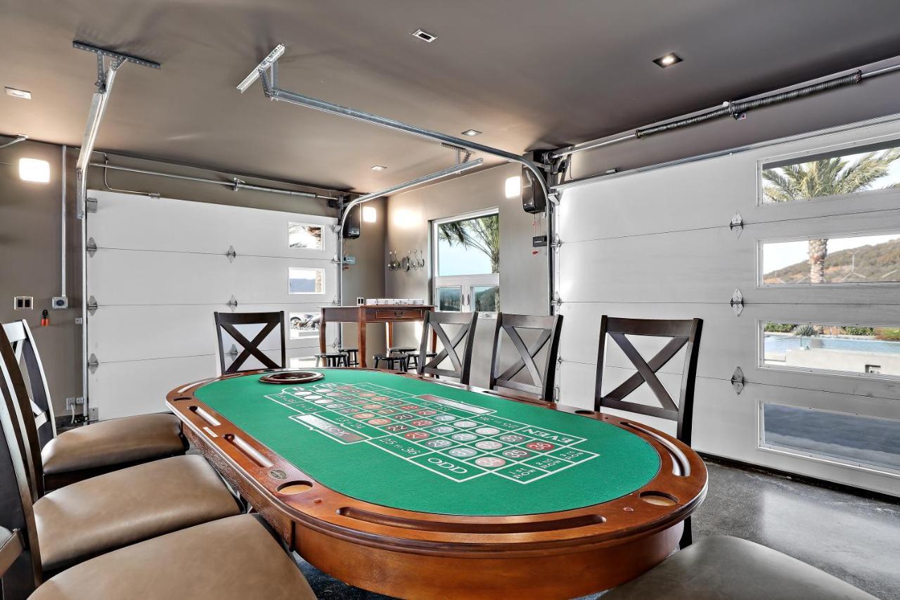 Iron Mansion Private Resort-Event Space 12000 Ft! Temecula Bagian luar foto