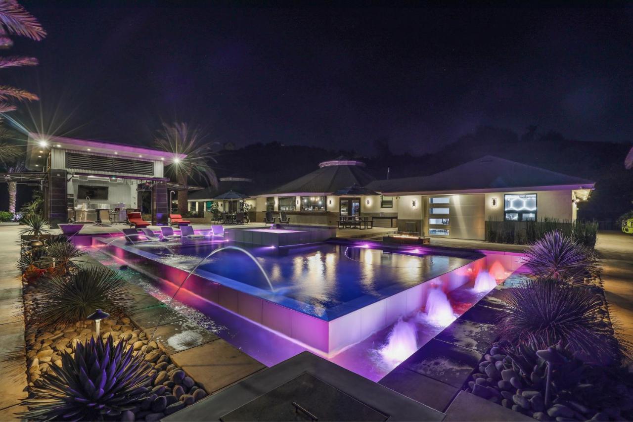 Iron Mansion Private Resort-Event Space 12000 Ft! Temecula Bagian luar foto